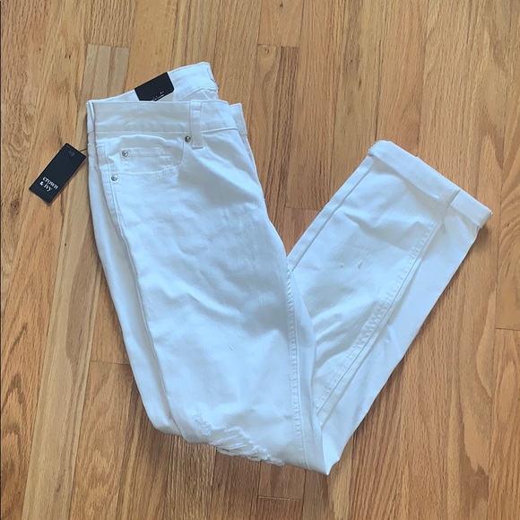 crown and ivy white jeans